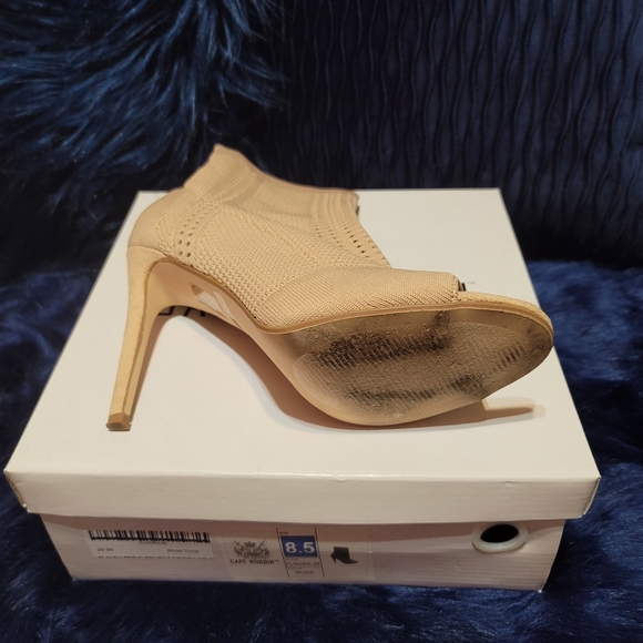 Ladies Ankle Boots - Picture 5 of 9